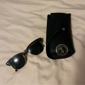 ray ban “club master classic”